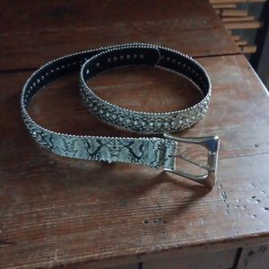 Snake skin rhinestone belt